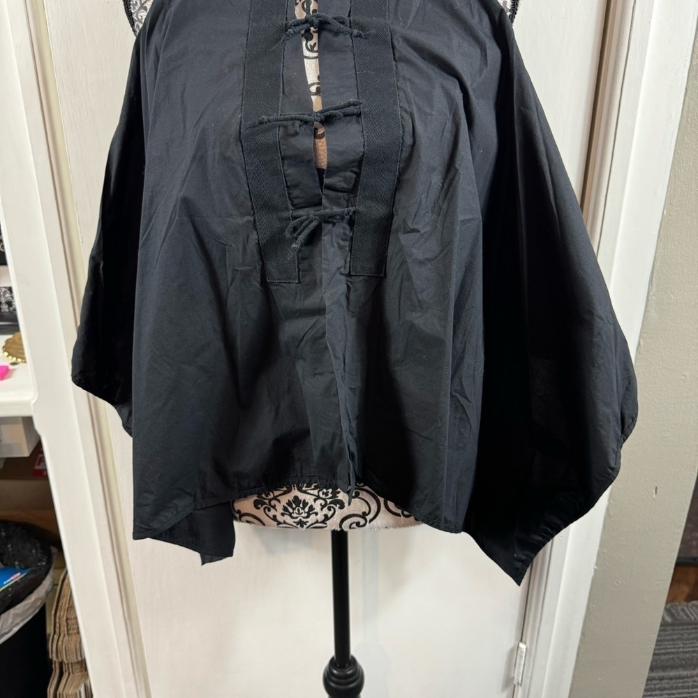 Hache Black Billowy Sleeveless Tie Front Top 38 - Picture 4 of 10